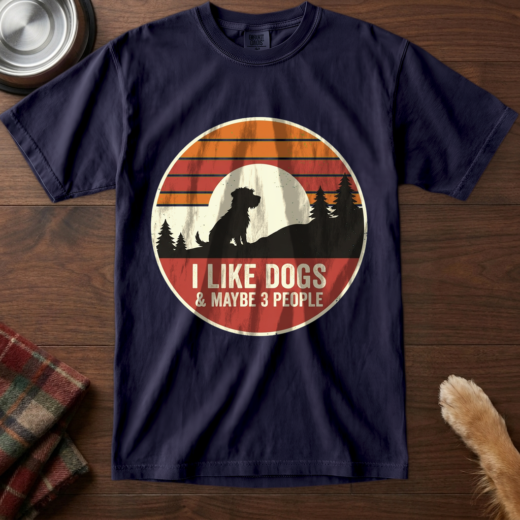 pick12v2:dogs-maybe-3-people:True Navy